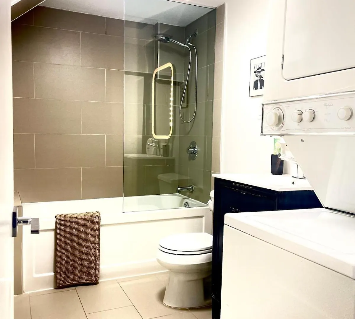 Excellent Private Suite In Bloor West Village Toronto Apartment